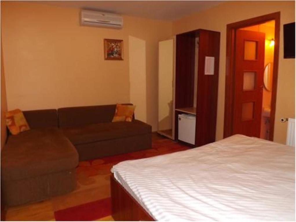 Pensiunea Pentru Tine Prietene Arcani Chambre photo